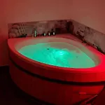 アパート Jacuzzi Loft In The Center Of