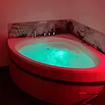 Jacuzzi Loft In The Center Of Апартаменти Рига