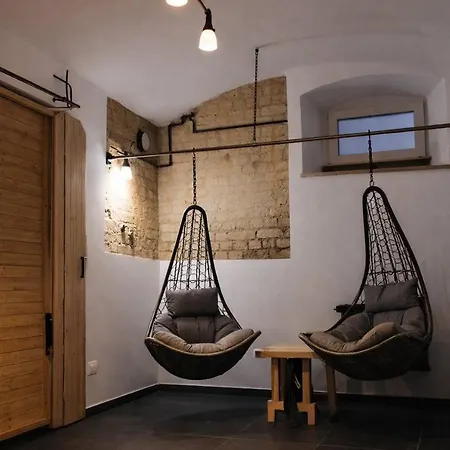 Jacuzzi Loft In The Center Of