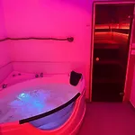 דירה Jacuzzi Loft In The Center Of ריגה