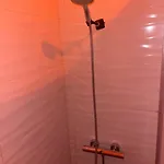 דירה Jacuzzi Loft In The Center Of *